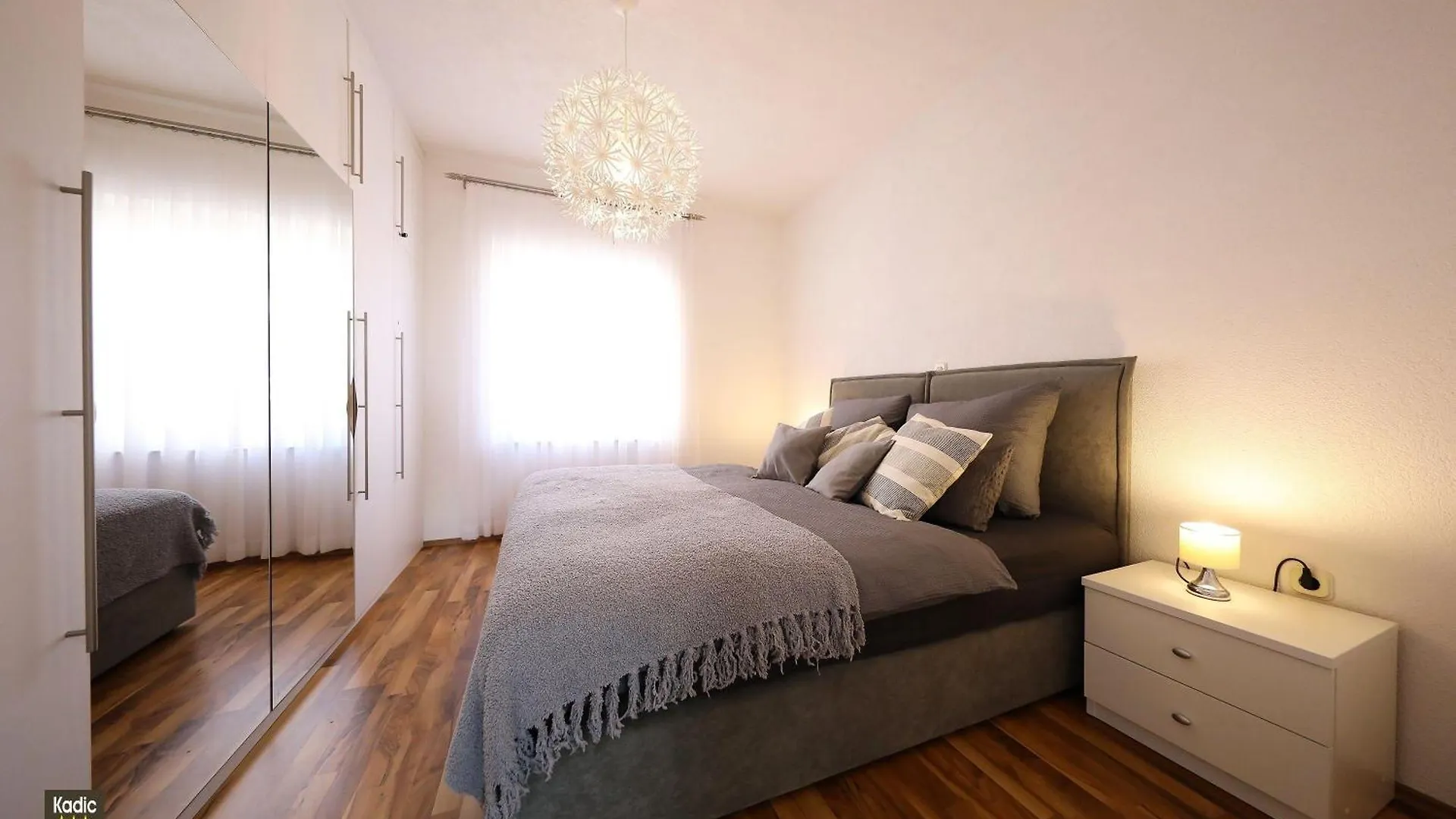 Apartment Vir